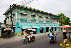 Antillan style house along the main road