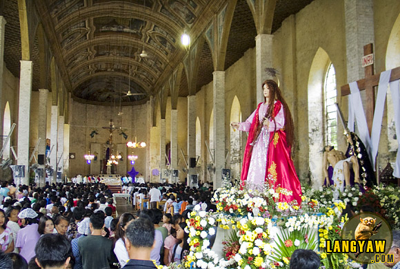 Good Friday mass just before the afternoon procession in Sibonga