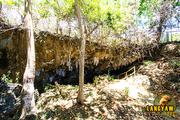Entrance to the cave pool