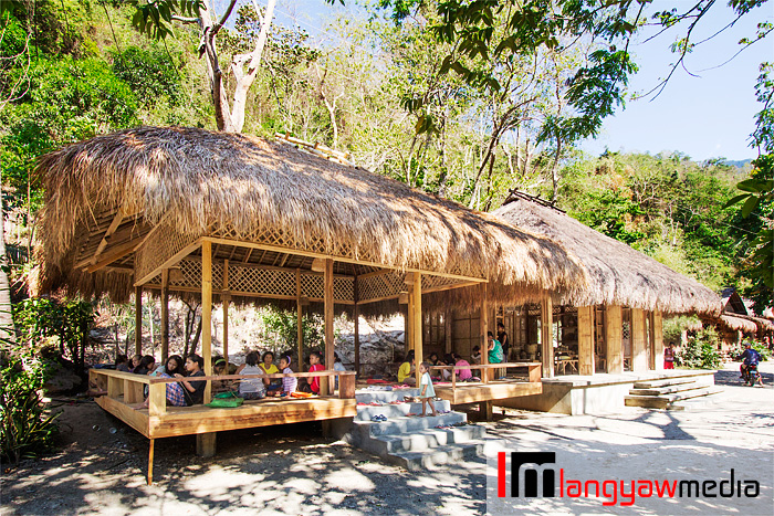 The activity hut where the Iraya Mangyans weave their nito products