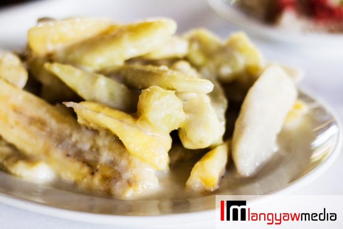 Pinalupsi (cooked in gata or coconut milk): saba bananas, gabi (yam), camoteng kahoy (cassava) and camote (sweet potato) cooked in coconut milk with a little salt, usually no sugar