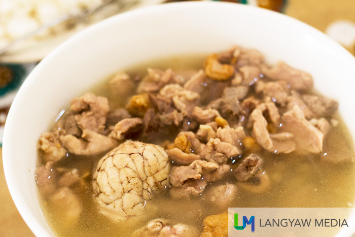 Lomo lomo is anothe delicious and savory Ilocano dish that is also very much present in the Bangued table. It consist of pork meat and internal organs that may include brains.