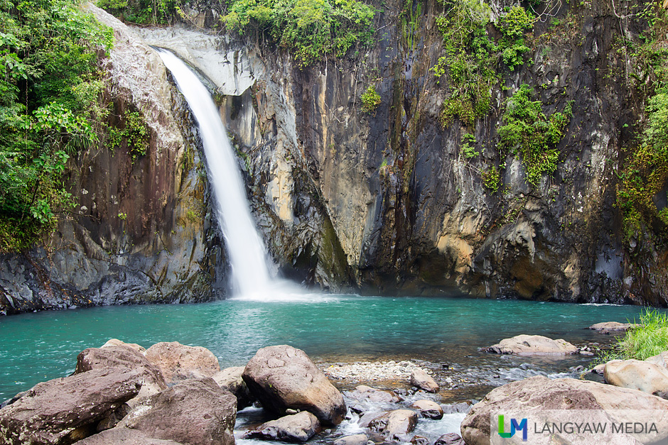 Beautiful, pretty Tinago Falls with its single drop