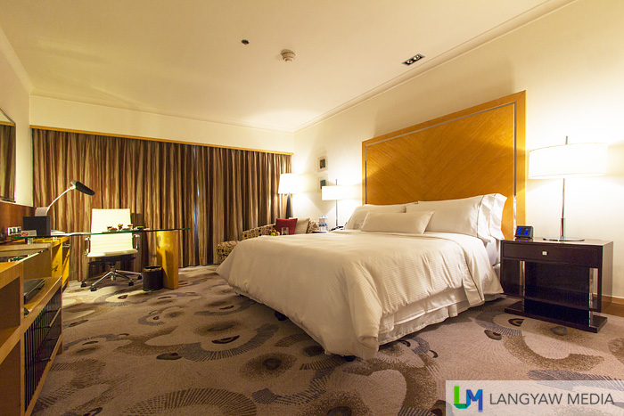 The Premium Deluxe Room is not just luxuriously comfortable but a great way to relax and unwind when in Bangkok