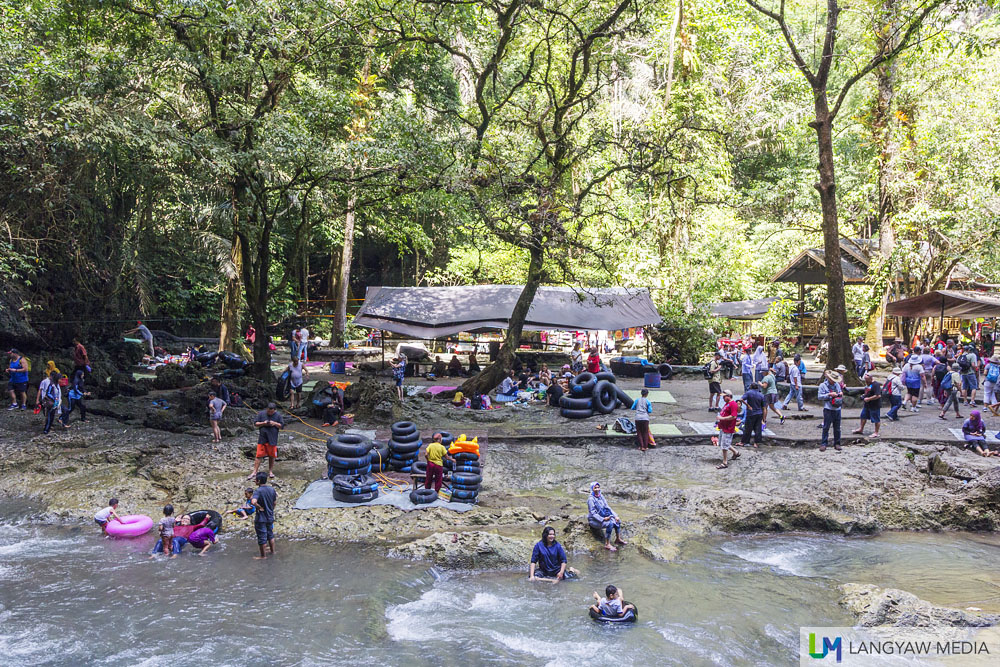 Weekends can get crowded with locals and a few foreigners enjoying the national park