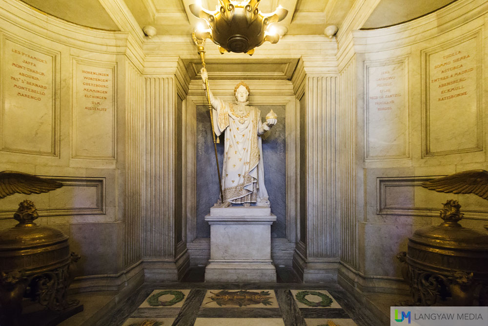 Roi de Rome, Napoleon Bonaparte sculpture at the underground crypt