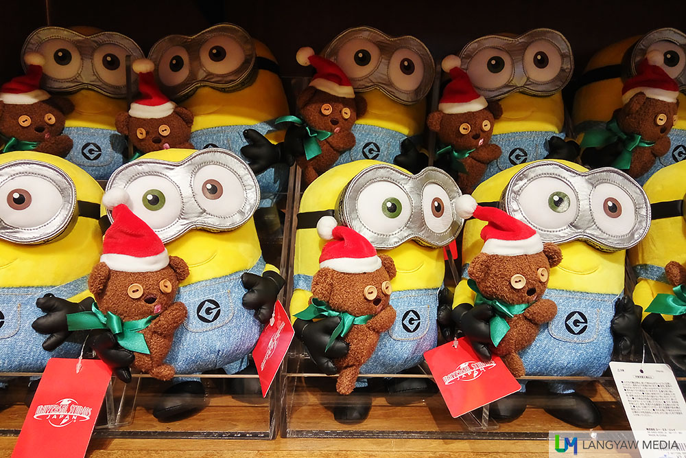 Cute The Minions merchandise in different sizes and shapes